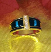 R573